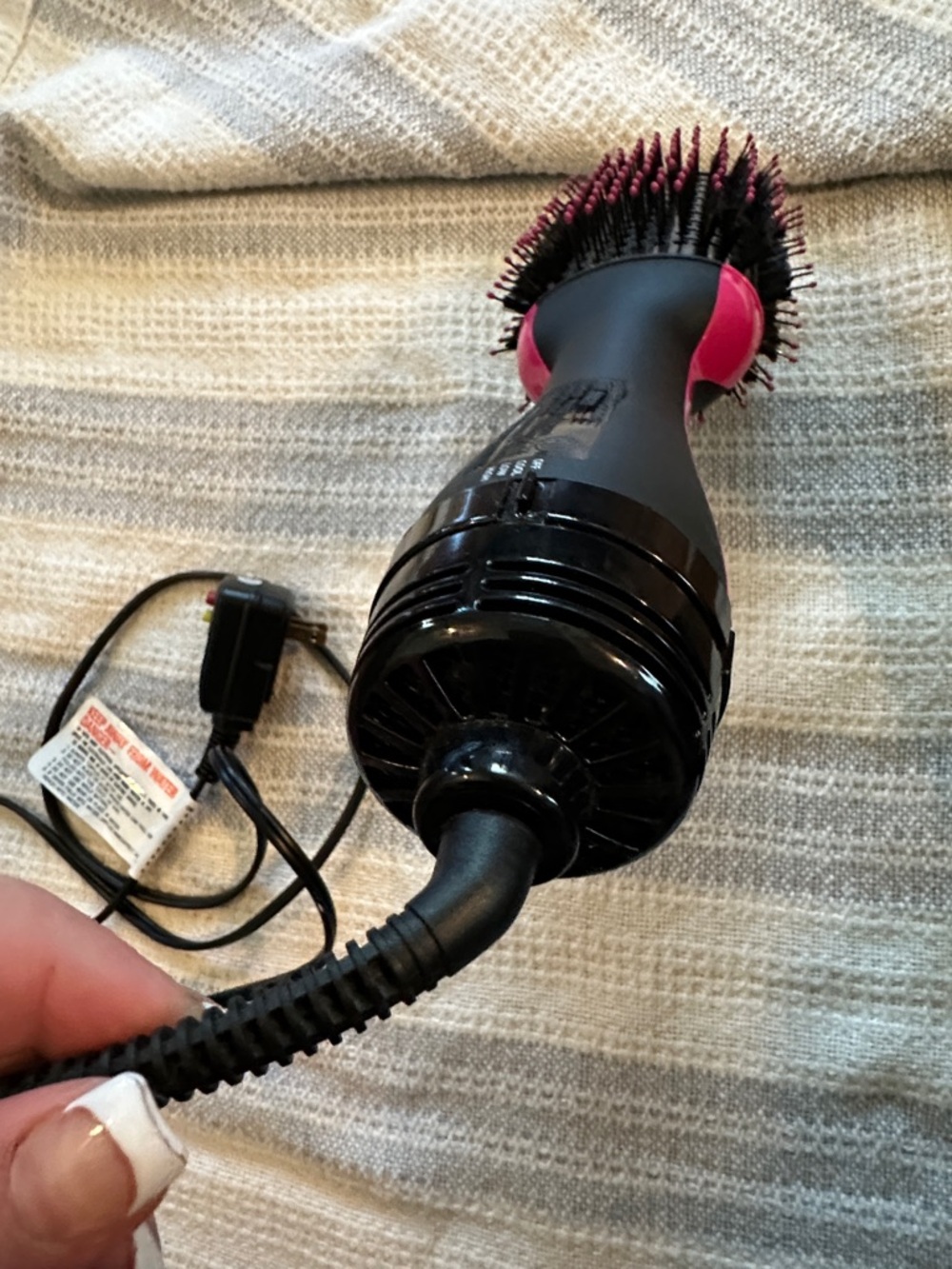 Revlon Black and Pink Hot Air Styling Brush - Picture 7 of 7